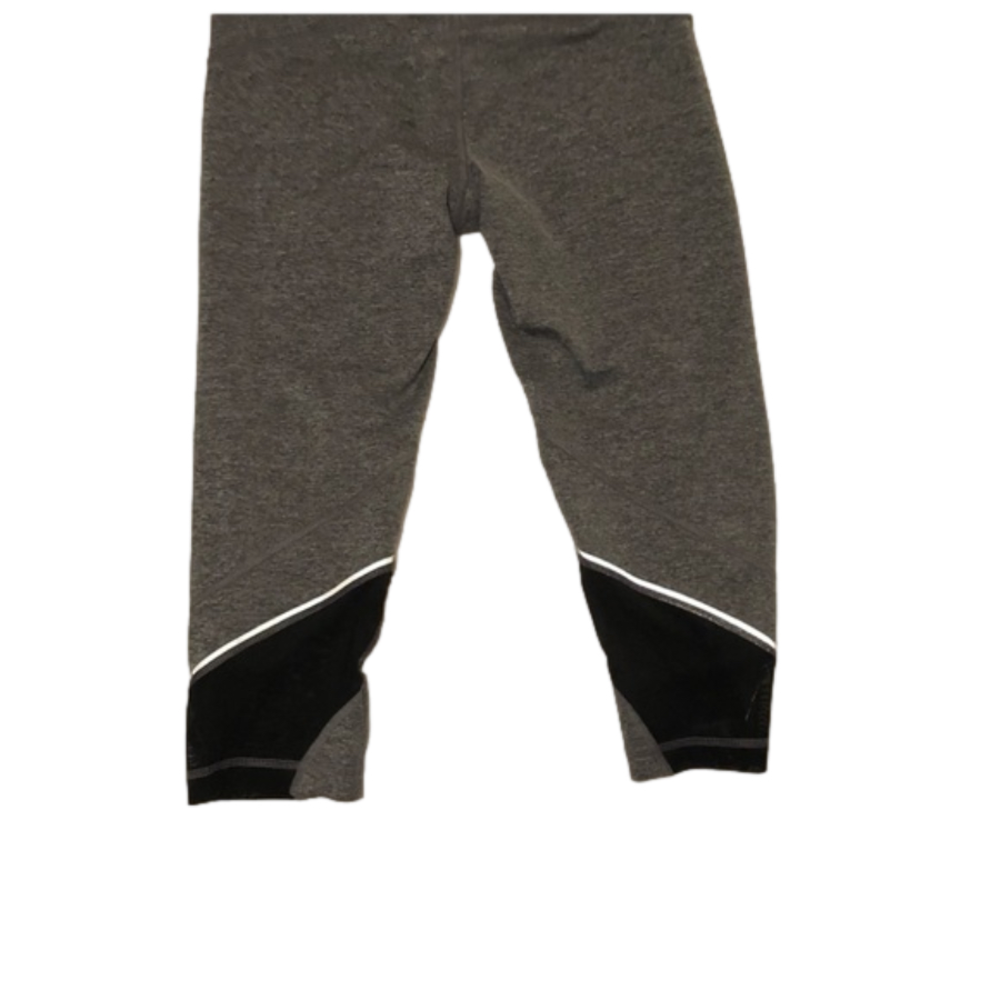 Gift with purchase - Degree | Capri Leggings | Gray | Medium